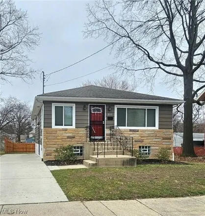 Buy this 2 bed house on 795 Ardella Avenue in Akron, OH 44306