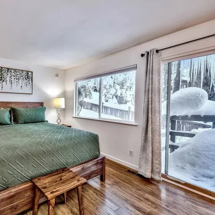 Rent this 3 bed house on South Lake Tahoe