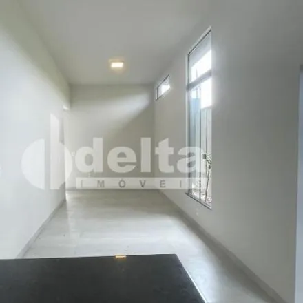 Buy this 3 bed house on Rua PYII 16 in Shopping Park, Uberlândia - MG