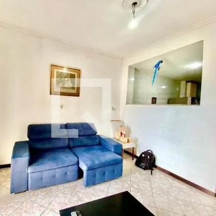 Rent this 4 bed house on Açaí Barbalho in Rua Siqueira Campos, Santo Antônio