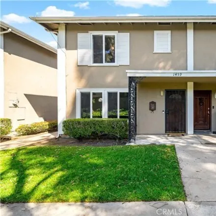 Image 2 - 1451-1457 Deauville Place, Costa Mesa, CA 92626, USA - House for sale
