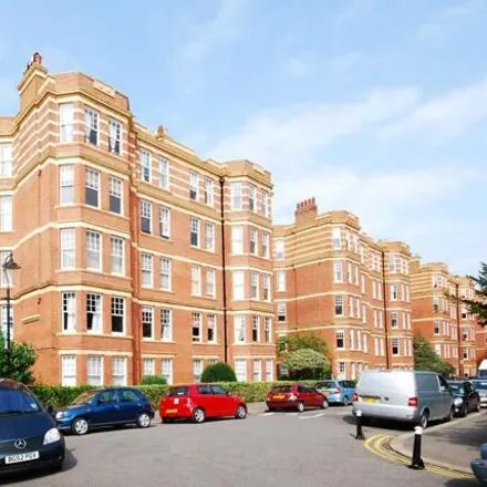 Image 2 - Sutton Court, Londres, London, W4 - Apartment for sale