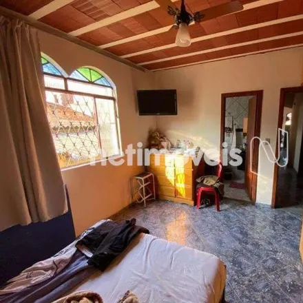 Buy this 3 bed house on Rua Cruzeiro do Sul in Ressaca, Contagem - MG