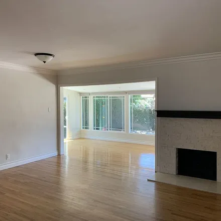Image 3 - 1833 Petaluma Avenue, Long Beach, CA 90815, USA - Apartment for rent