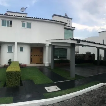 Rent this 3 bed house on Calle Laureles in San Salvador Tizatlalli, 52172