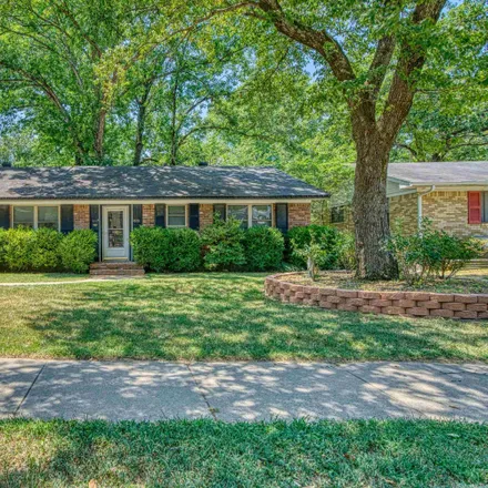 Buy this 4 bed house on 4931 Oaklawn Drive in Lakewood, North Little Rock