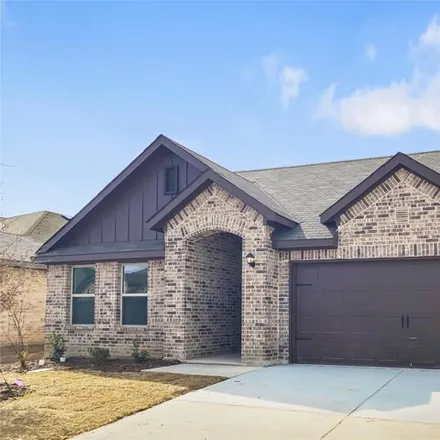 Rent this 4 bed house on Ginkgo Lane in Tarrant County, TX 76123