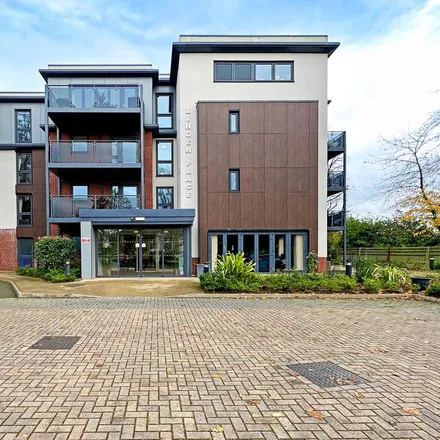 Rent this 2 bed apartment on Albany Gardens in Elmdon Heath, B91 2PT