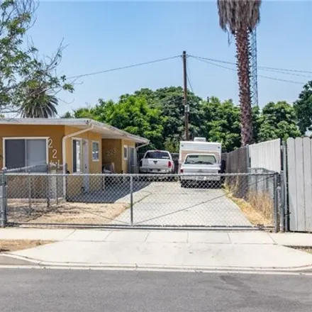 Buy this 4 bed house on 229 South Alessandro Street in Hemet, CA 92543