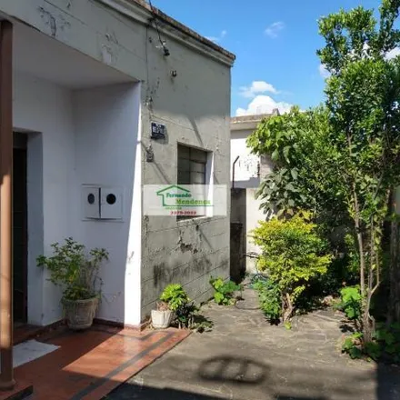 Buy this 3 bed house on Posto de Saúde Jardim Montanhês in Rua Leopoldo Pereira, Jardim Montanhês