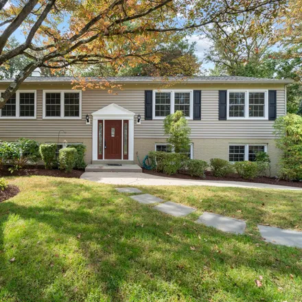 Rent this 3 bed house on 10807 Oldfield Drive in Pinecrest, Reston