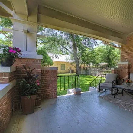 Image 4 - 879 North Adams Street, Fredericksburg, TX 78624, USA - House for sale