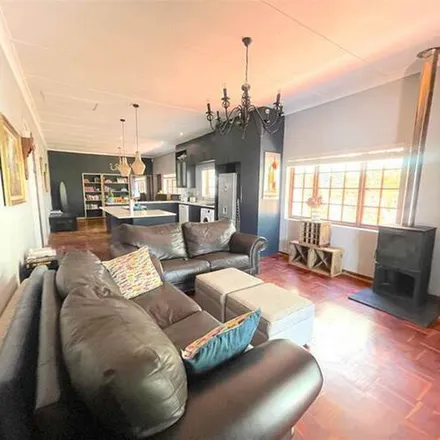 Rent this 2 bed apartment on 59 5th Avenue in Melville, Johannesburg