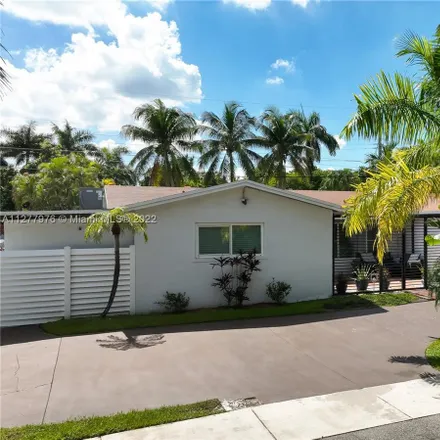 Buy this 4 bed house on 1300 Arthur Street in Hollywood, FL 33019
