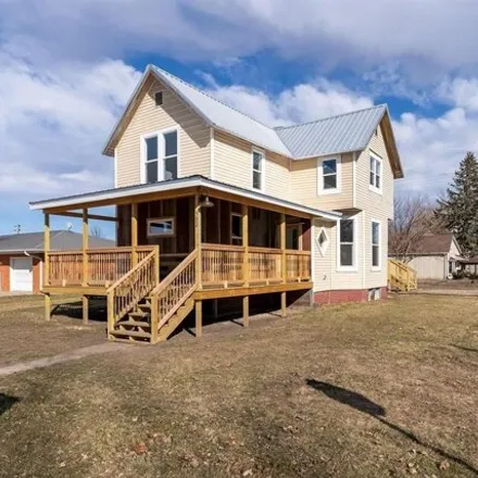 Buy this 4 bed house on 302 North Main Street in Olds, Henry County