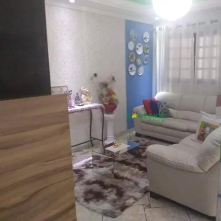 Buy this 3 bed house on Rua Carlos Izino Pereira in Residencial de Ville, São José dos Campos - SP