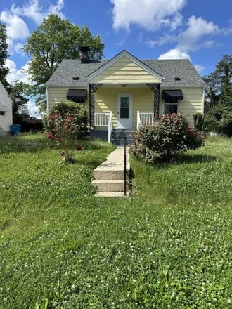 Rent this 3 bed house on 1266 Monroe Street Northwest in Roanoke, VA 24017