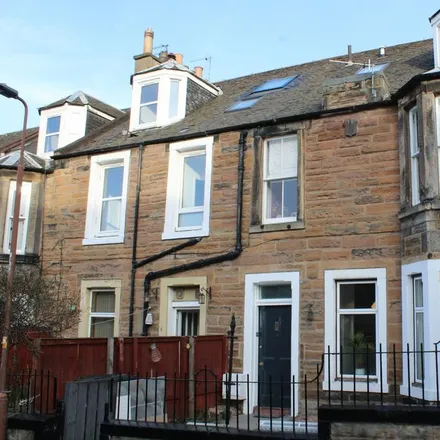 Rent this 4 bed apartment on 15 Fingzies Place in City of Edinburgh, EH6 8AW