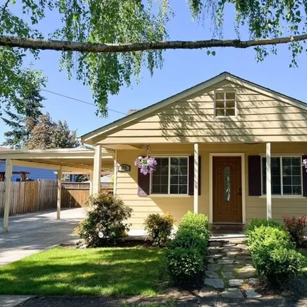 Buy this 2 bed house on 875 McGilchrist Street Southeast in Salem, OR 97302