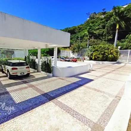 Buy this 3 bed apartment on Calle Playa Larga in 39300 Acapulco, GRO
