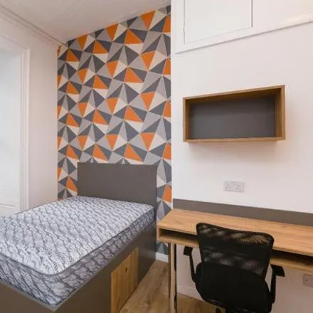 Image 6 - Leazes Terrace, Newcastle upon Tyne, NE1 4NE, United Kingdom - Apartment for rent