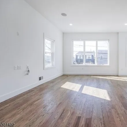 Image 4 - 296 Clendenny Ave, Jersey City, New Jersey, 07304 - House for rent