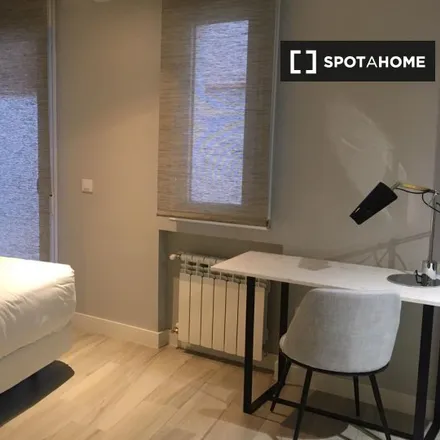Rent this studio apartment on Madrid in Calle de Galileo, 29