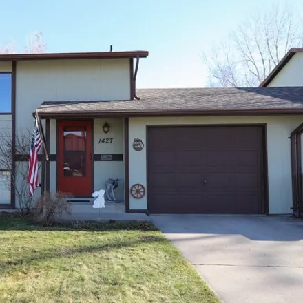 Buy this 3 bed townhouse on 1499 Ridgeway Avenue in Sheridan, WY 82801