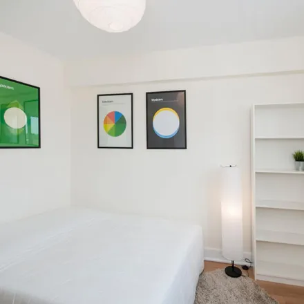 Rent this 4 bed room on 6 Rue Paul Fort in 75014 Paris, France
