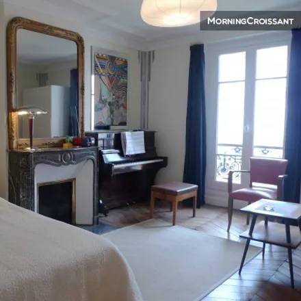 Image 4 - Paris, 18th Arrondissement, IDF, FR - Apartment for rent