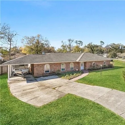 Image 2 - 258 Carole Drive, Mandeville, LA 70448, USA - House for sale