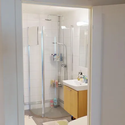 Rent this 3 bed apartment on Salängsgatan in 504 53 Borås, Sweden