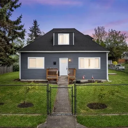 Buy this 3 bed house on 4563 South M Street in Tacoma, WA 98418