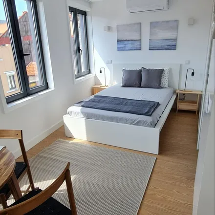 Image 2 - Rua do Bonjardim, 4000-206 Porto, Portugal - Apartment for rent