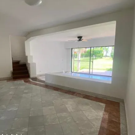 Rent this 2 bed house on Avenida Paraíso in Isla Dorada, 75500 Cancún