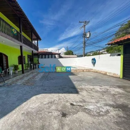 Rent this 3 bed house on Estrada Francisco da Cruz Nunes in Cantagalo, Niterói - RJ
