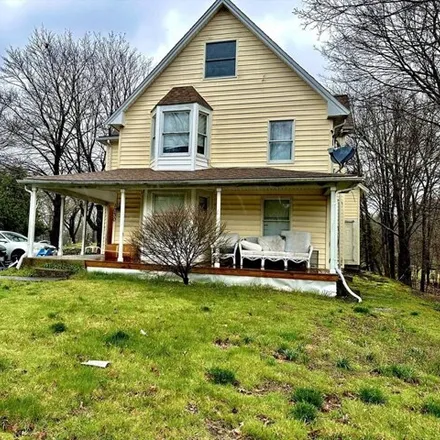 Buy this 6 bed house on 1030 South Franklin Street in Brookville, Holbrook
