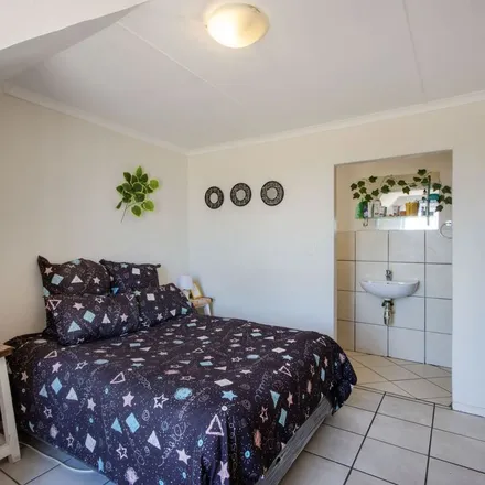 Image 2 - Boskykloof Road, Cape Town Ward 74, Cape Town, 7848, South Africa - Apartment for rent