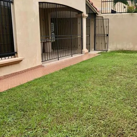 Rent this 3 bed house on Calle 69 O in 0818, Bethania