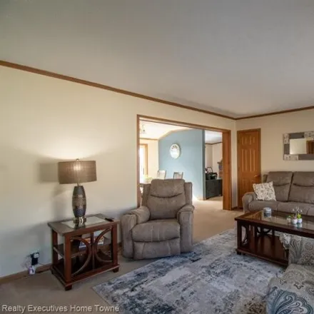 Image 3 - 45930 Bonaventure Drive, Macomb Township, MI 48044, USA - Apartment for sale