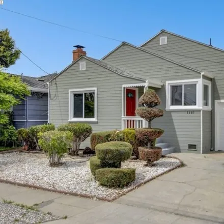 Buy this 4 bed house on 1521 152nd Avenue in San Leandro, CA 94578