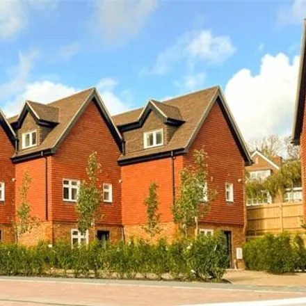 Buy this 3 bed townhouse on Kingswood in Waterhouse Lane, KT20 6HS