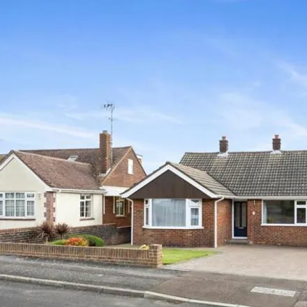 Buy this 2 bed house on 38 Coombe Road in Steyning, BN44 3LF