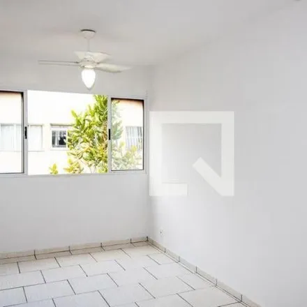 Rent this 2 bed apartment on Skate Barbante in Rua Gentil de Ouro, Inhoaíba