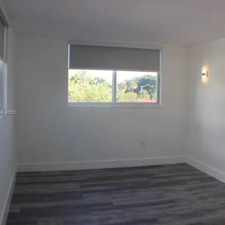 Image 6 - 1080 93rd Street, Bay Harbor Islands, Miami-Dade County, FL 33154, USA - Apartment for rent