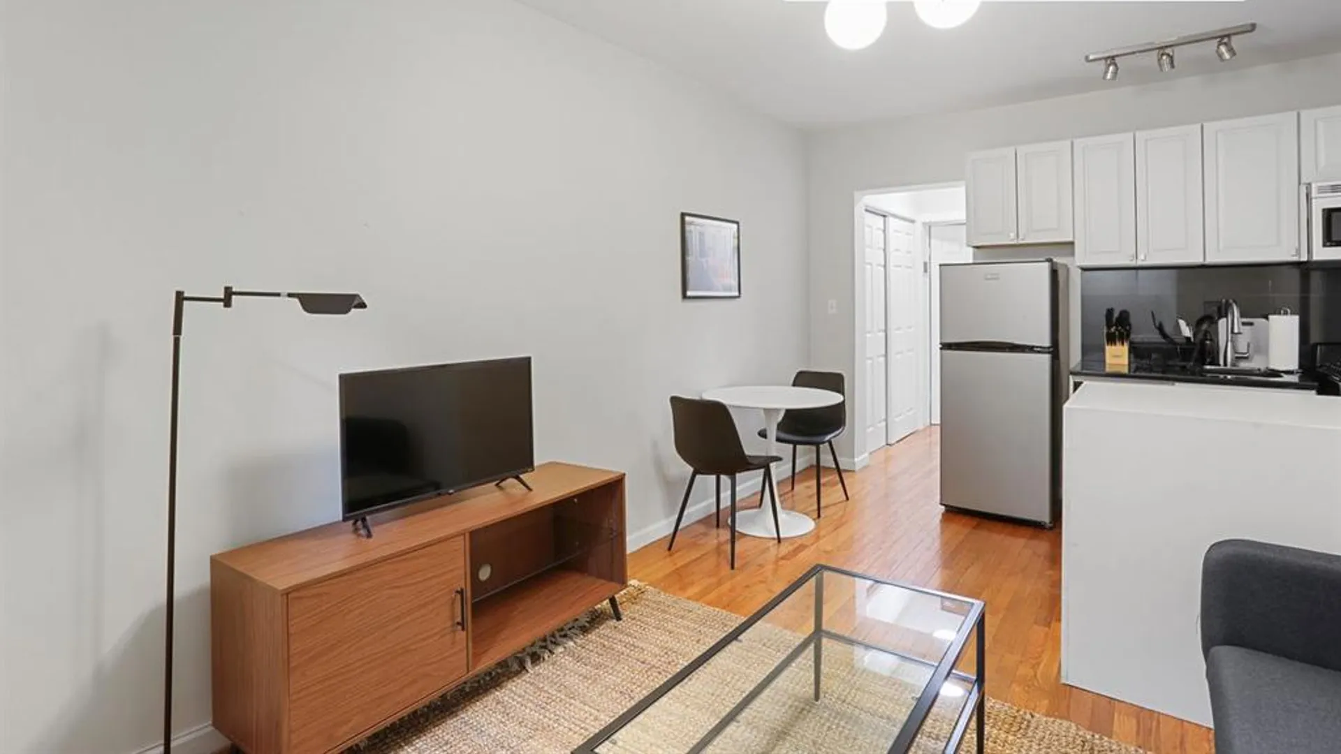 23 East 109th Street, New York, NY 10029, USA | Room for rent