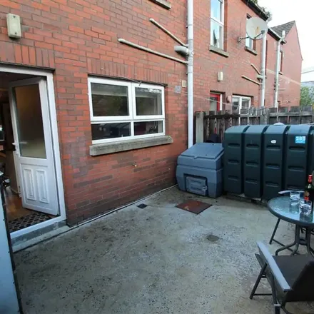 Rent this 2 bed townhouse on Marlborough Avenue in Belfast, BT9 7GQ