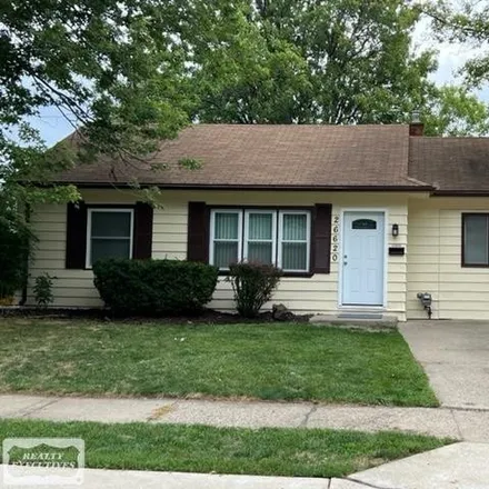 Buy this 3 bed house on 26620 Kathy Street in Roseville, MI 48066