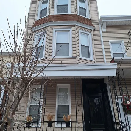 Rent this 2 bed apartment on Boost Mobile in Bleecker Street, Jersey City