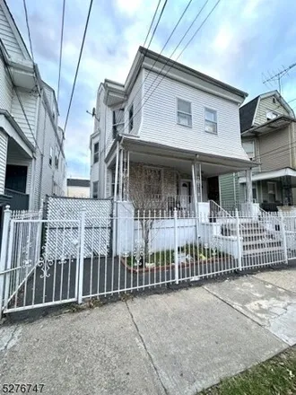 Buy this 6 bed house on 248 North 11th Street in Roseville, Newark